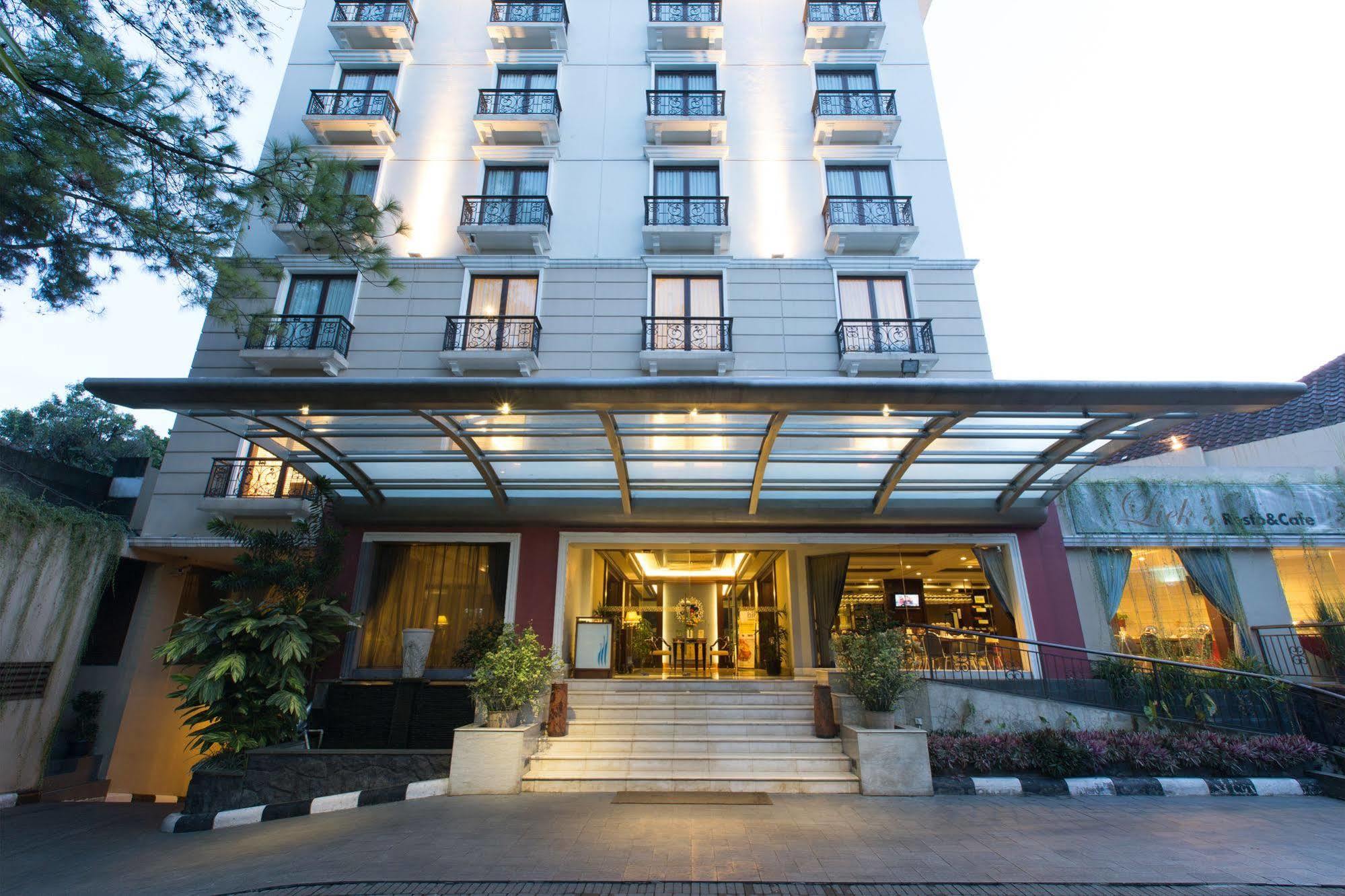 Asmila Boutique Hotel Bandung Luaran gambar