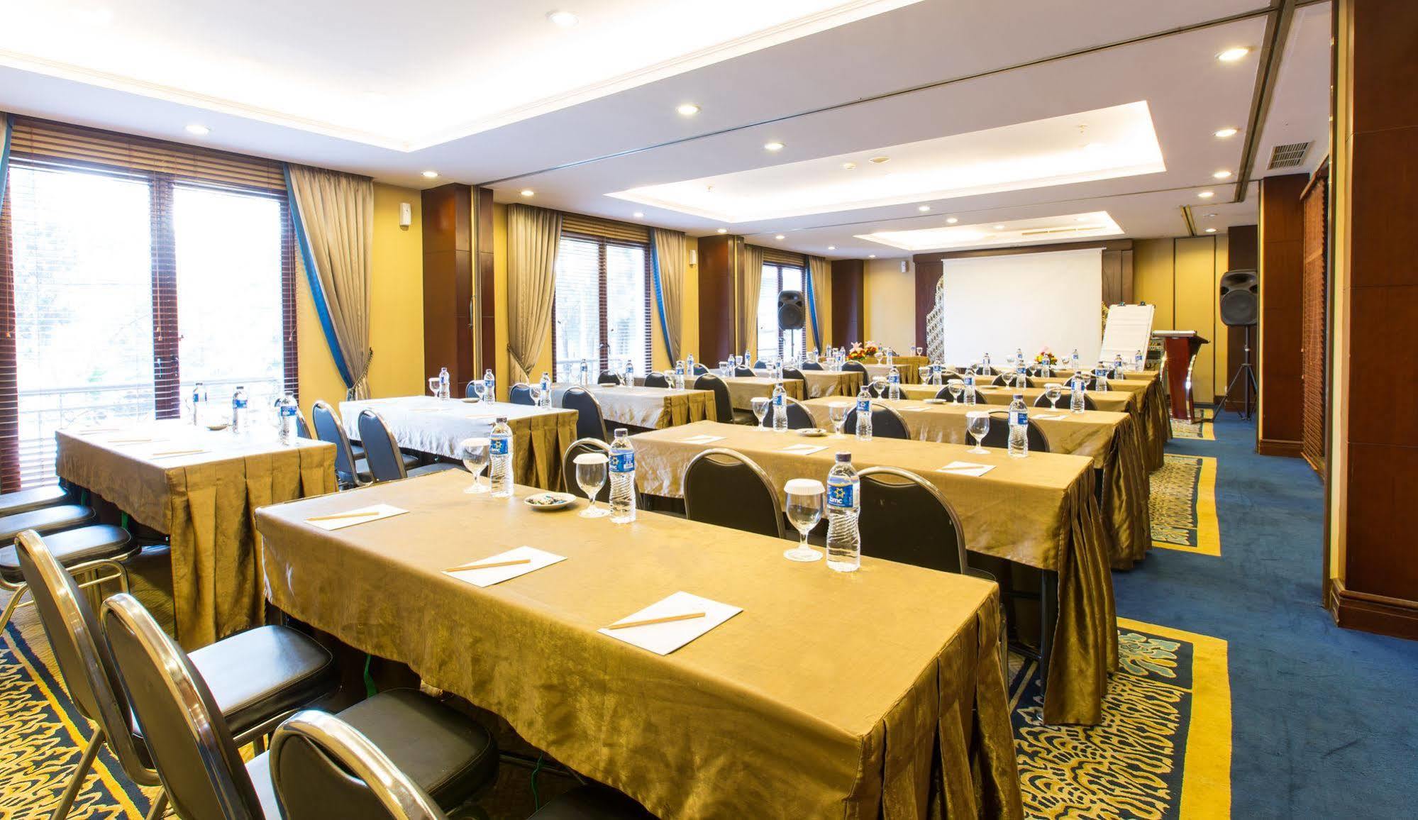Asmila Boutique Hotel Bandung Luaran gambar